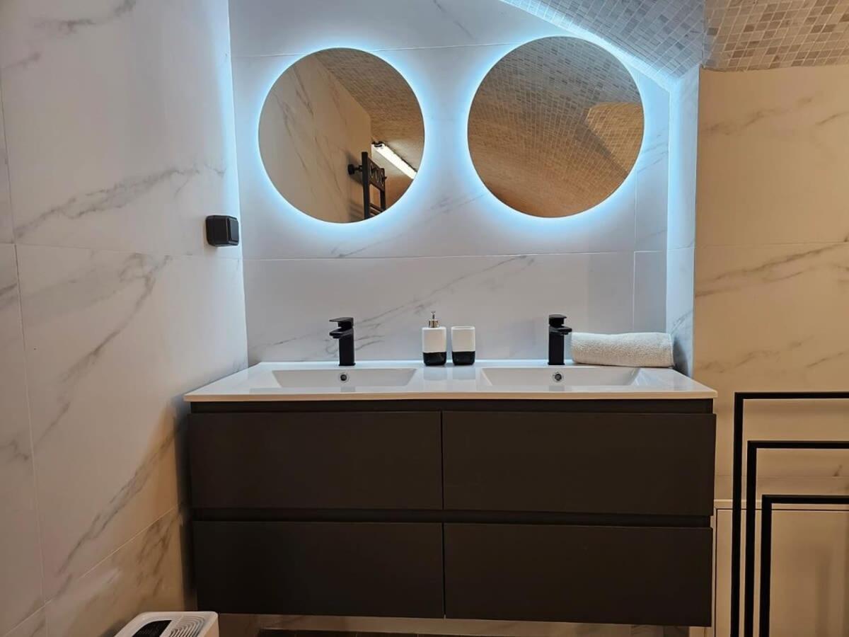 Appartement Familiale Sauna Paris 10 - 8P - Flat-Guest Bagian luar foto